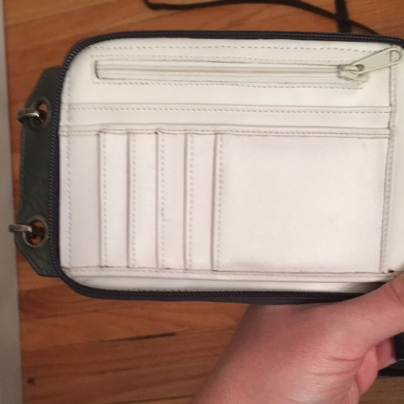 Two vintage leather purses - Picture 4 of 9